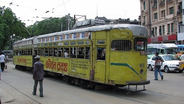 A  Kolkata tram (Wikimedia Commons)