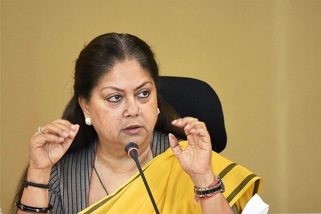  Vasundhara Raje addressing a press conference in Jaipur.(PTI)