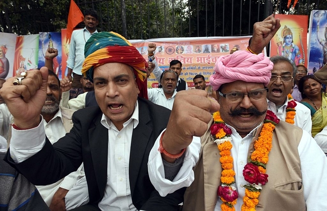 Activists of Akhil Bhartiya Samagike Kshatriya Bhaichara protesting against Sanjay Leela Bhansali’s upcoming film Padmavati at Rajghat in New Delhi. (Sonu Mehta/Hindustan Times via GettyImages)&nbsp;