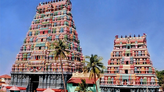 Kalaiyarkovil gopuram: For what it stands for, alone, is the very soul of this nation. (http://sivaganga.tn.nic.in/)