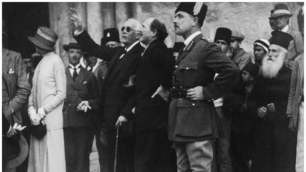 British politician Lord Arthur Balfour (1848 - 1930) points out a feature of the Church of the Holy Sepulchre to Governor Sir Ronald Storrs during a visit to Jerusalem, 9th April 1925. The city’s Arab residents were on strike as a protest against the Balfour Declaration supporting plans for a Jewish homeland in Palestine. (Topical Press Agency/Hulton Archive/Getty Images)