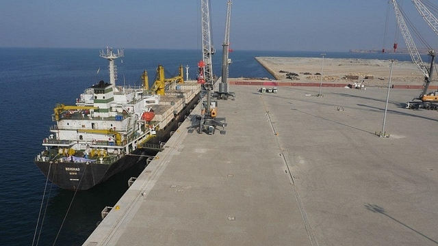 The first wheat consignment from India to Afghanistan through Chabahar port. (General Authority of Sistan Baluchistan)