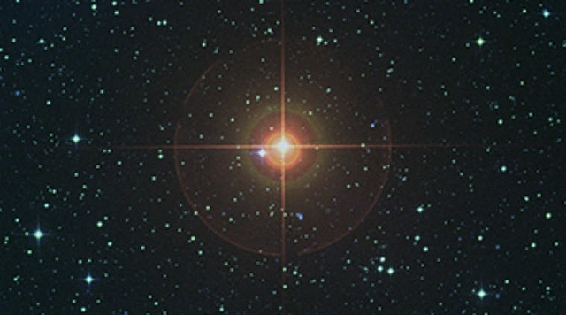an ageing star with the mass same as that of the Sun. (www.chalmers.se)