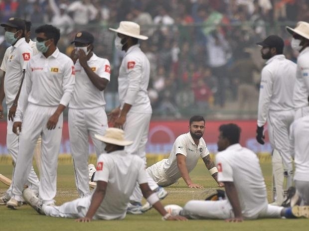 Sri Lankan players wearing masks (PTI)