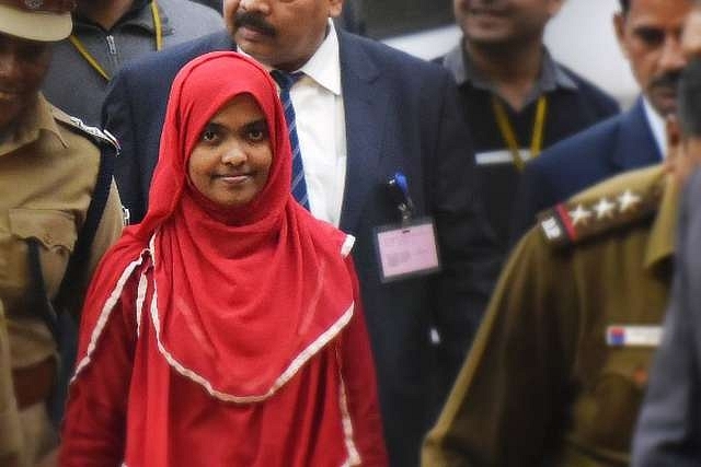 Hadiya at the Supreme Court after hearing on 27 November in New Delhi. (Vipin Kumar/Hindustan Times via GettyImages)