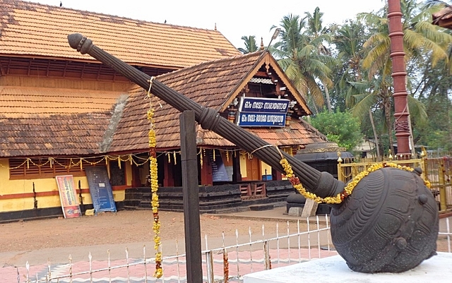 The<i> Gada </i>at the Tiruppuliyoor Temple found by Bhim, one of the temples in the circuit. (Dvellakat via Wikimedia Commons)