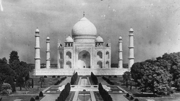 <p>The Taj Mahal (built 1632-1654) at Agra, in memory of Mumtaz Mahal, wife of Shah Jahan. (J. A. Hampton/Topical Press Agency/Getty Images)</p>