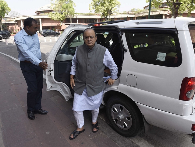 Union Finance Minister Arun Jaitley before presenting the Union Budget in 2017 (Sonu Mehta/Hindustan Times via Getty Images)