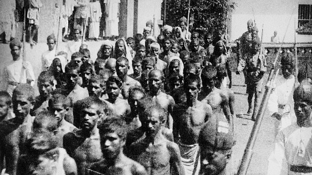 Moplah rebels captured after a battle with British colonial troops, during the 1921 Moplah Uprising.