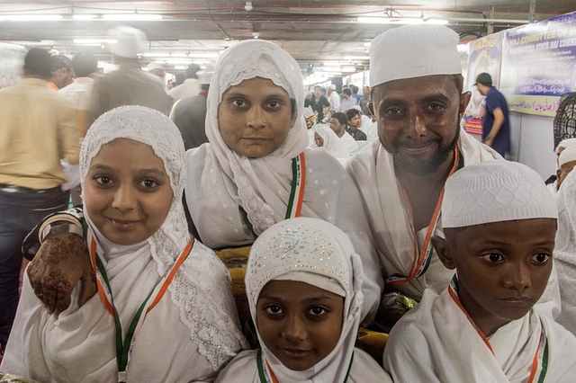 Indian Haj Pilgrims. (Satish Bate/Hindustan Times via Getty Images)