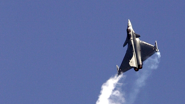 The French fighter plane Rafale is seen during a demonstration flight in the Paris suburb of Le Bourget, France. (Photo by Pascal Le Segretain/Getty Images)