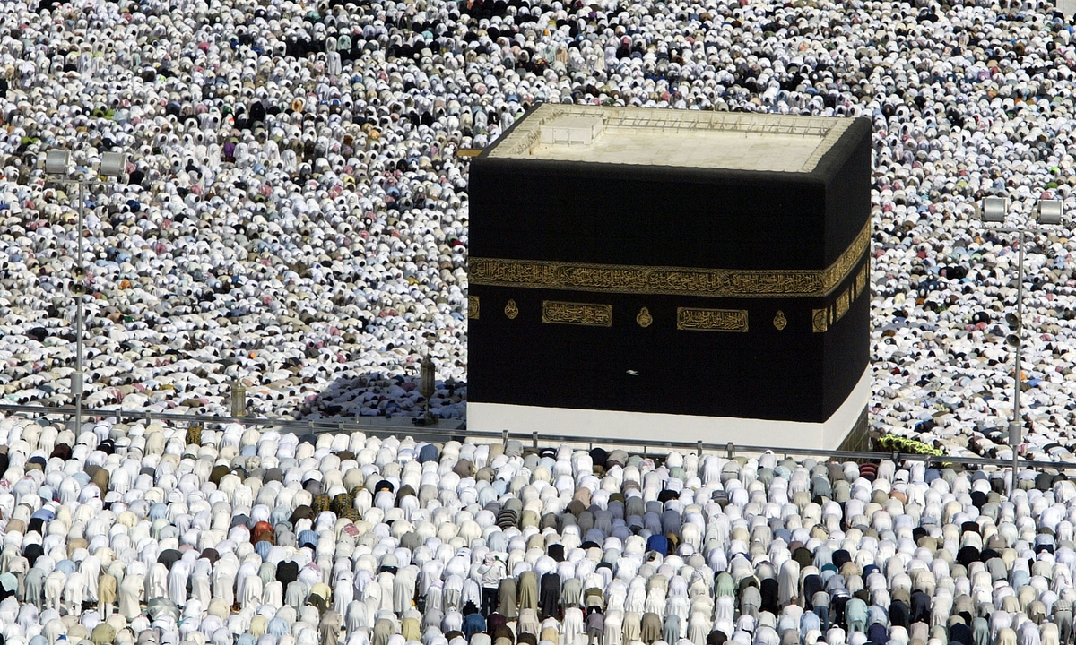Saudi Arabia  Suspends Gulf Nationals’ Entry To Mecca, Medina Amid Coronavirus Fears