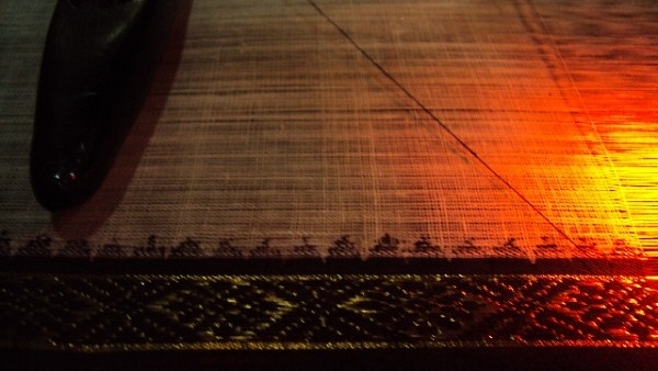 Handloom Khadi weaving at Ponduru, Srikakulam, Andhra Pradesh (N Aditya Madhav/Wikimedia Commons)