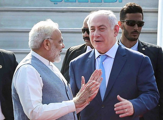 Prime Minister receiving his Israeli counterpart at the Indira Gandhi International Airport.