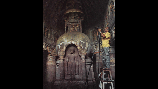 How Prasad Pawar Restored Art Work In Ajanta Caves Without Touching Them