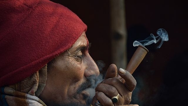 Ganja smoker (Biswarup Ganguly)