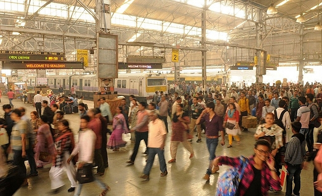 The Sealdah railway station. (Samir Jana/Hindustan Times via GettyImages)&nbsp;