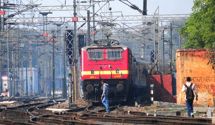 Railway train engines on the tracks at New Delhi Station. (Ramesh Pathania/Mint via Getty Images)