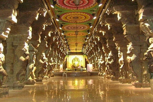 The thousand-pillar corridor of Madurai Meenakshi Temple.