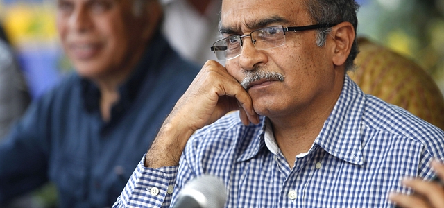 Prashant Bhushan during a press conference at the Press Club of India (Ajay Aggarwal/ Hindustan Times via Getty Images)