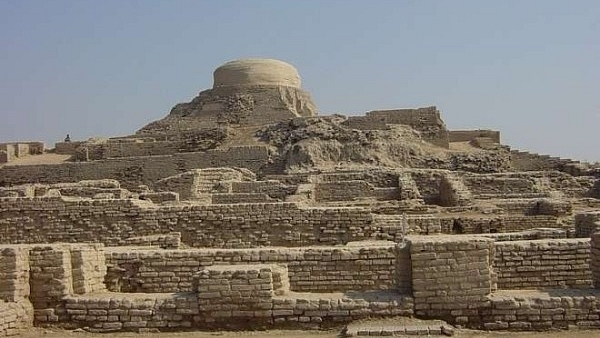 Archaeological ruins at Mohenjo-daro, one of the largest settlements of the Indus Valley civilisation. (UNESCO/Wikipedia)