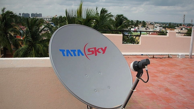 A Tata Sky dish (Kalakki via Wikimedia Commons)