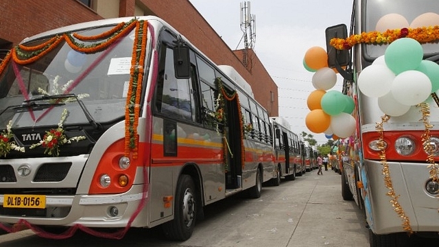 New fleet of DMRC feeder buses during their induction on August 2014. (Virendra Singh Gosain/Hindustan Times)