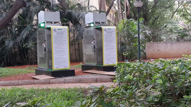 Solar-powered toilets (cleantechnica.com)