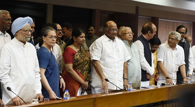 Leaders of the opposition parties in New Delhi. (Arvind Yadav/Hindustan Times via GettyImages)