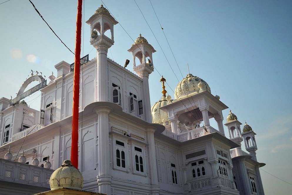 Punjab Gurdwaras Voluntarily Start Switching Off Loudspeakers Following Akal Takht Edict