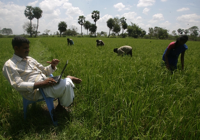 An agriculturist uses internet in rural Maharashtra (Satish Bate/Hindustan Times via Getty Images)