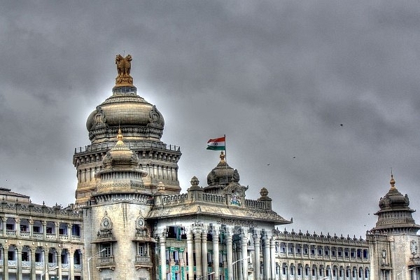 The Karnataka VIdhan Soudha (Rajesh Vadlamani/Wikimedia Commons)