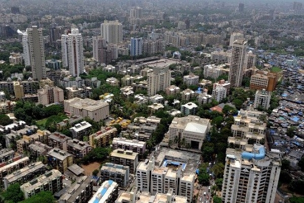 Residential apartment blocks in the heart of Mumbai. (PUNITPARANJPE/AFP/GettyImages)