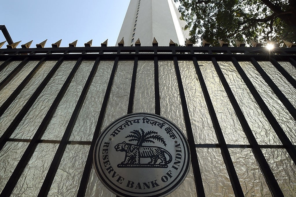 Monetary Policy Review: Amid Inflation Woes RBI Must Push Banks To Lend More To Stimulate Growth