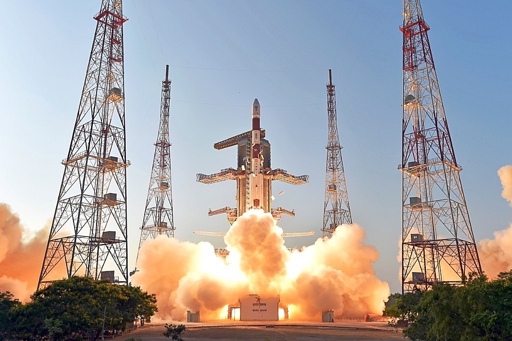 Science Enthusiasts Can Watch Chandrayaan 2’s Launch Live From ISRO’s Launch Centre In Sriharikota, Here’s How 