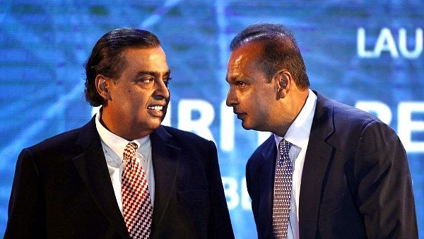 Mukesh and Anil Ambani (Ajay Aggarwal/Hindustan Times via Getty Images)