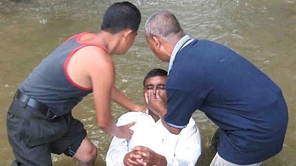 Representative image of baptism (pic via Twitter)