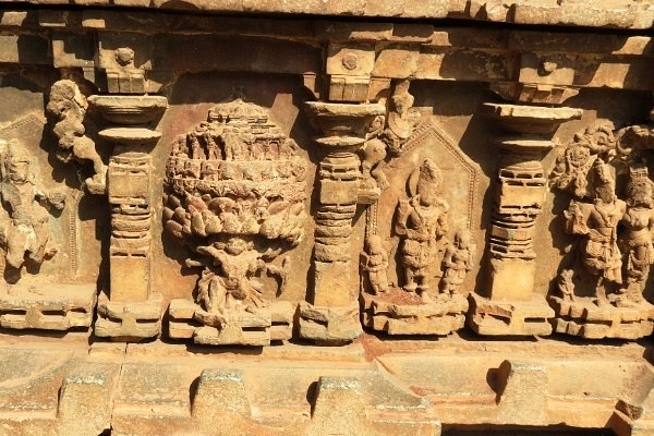 Wall sculptures at the Trikuteshwara temple
