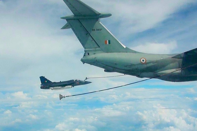 Light Combat Aircraft LSP8’s first wet mid-air refuel today.