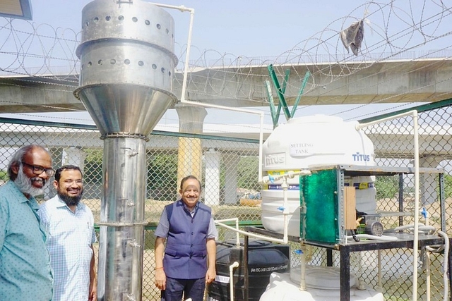 Union Minister Dr Harsh Vardhan at the facility (@drharshvardhan/Twitter)