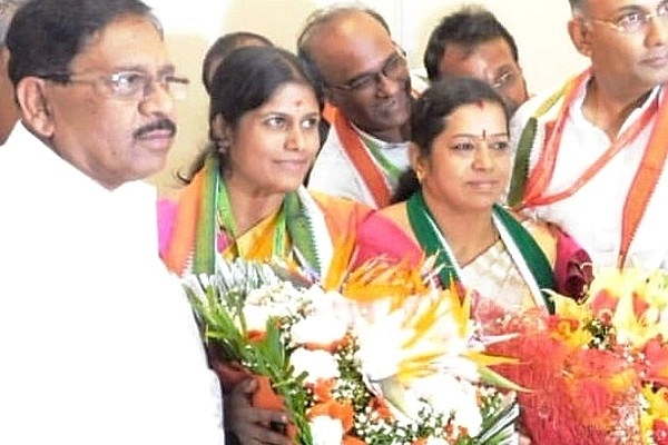 Mayor and Deputy mayor of BBMP (@KPCCPresident/Twitter)