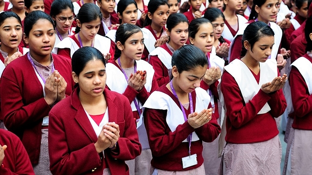 Girls participating in morning prayer meeting at Sarvodaya Kanya Vidyalaya. (Representative Image/Priyanka Parashar/Hindustan Times via Getty Images)&nbsp;