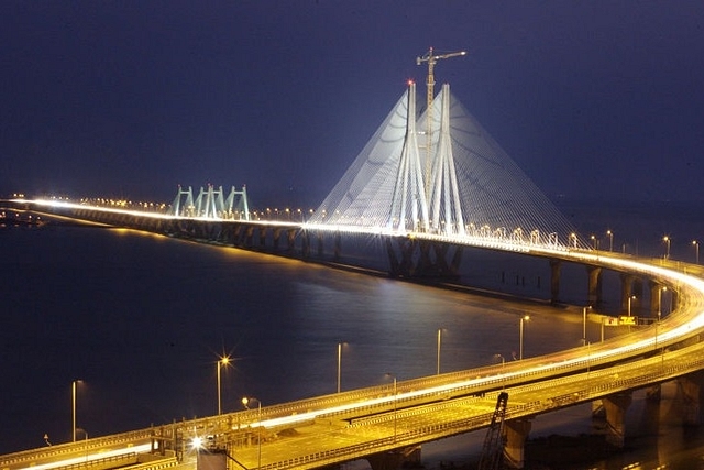 The Bandra Worli Sea link. (Satish Bate/Hindustan Times via Getty Images)