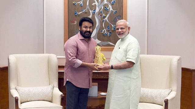 Actor Mohanlal with Prime Minister Narendra Modi. (pic via Twitter)