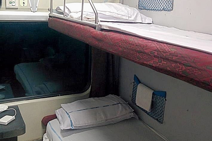 Indian Railways' Economy AC Coaches To Replace Sleeper Class To Incorporate Premium Features, Design Innovations