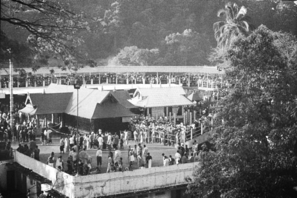 Devotees thronging the temple, Lord Ayyappa of Sabarimala in Kerala, India (Shankar/The India Today Group/Getty Images)