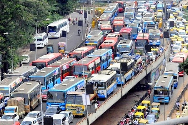 Traffic in Bengaluru (@AshramBlr/Twitter)