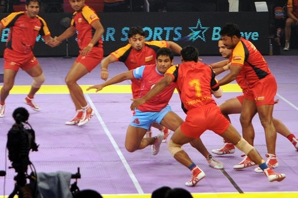 Jaipur Pink Panthers vs Bengaluru bulls in a Pro Kabaddi League match  (Photo by Himanshu Vyas/Hindustan Times via Getty Images)