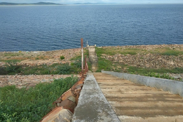 The Kandaleru Dam in full. (via Facebook)