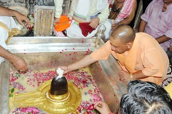 Yogi Adityanath performing Puja (Facebook)